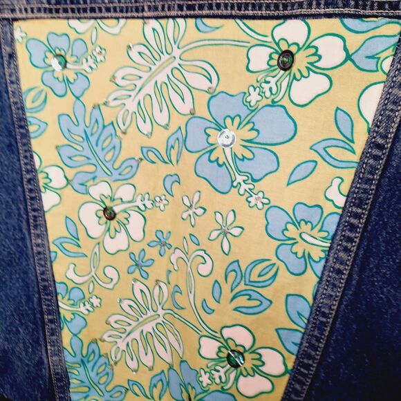 Upcycled Jean Denim Hawaiian Jacket Flowers Sequin Beads Ribbon Girls Size 7/8 M - Picture 4 of 5